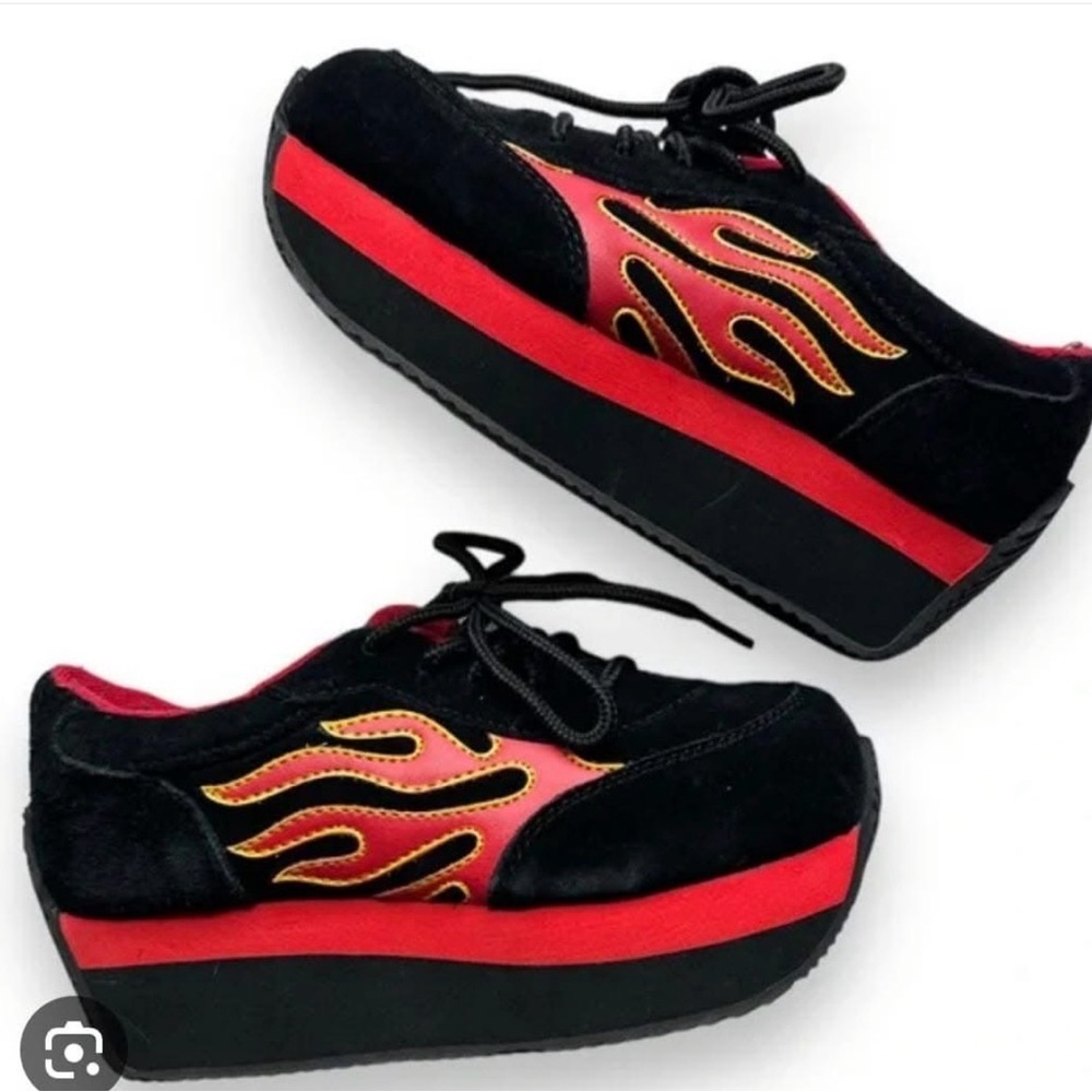 Volatile Black Platform Lace-Up Sneakers with Red & Yellow Flame Accents